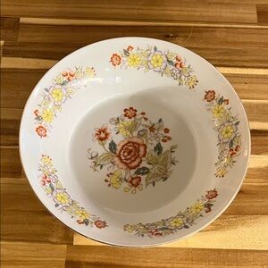 Elegant Floral Ceramic Serving Bowl Oriental Garden Pattern Japan Discontinued